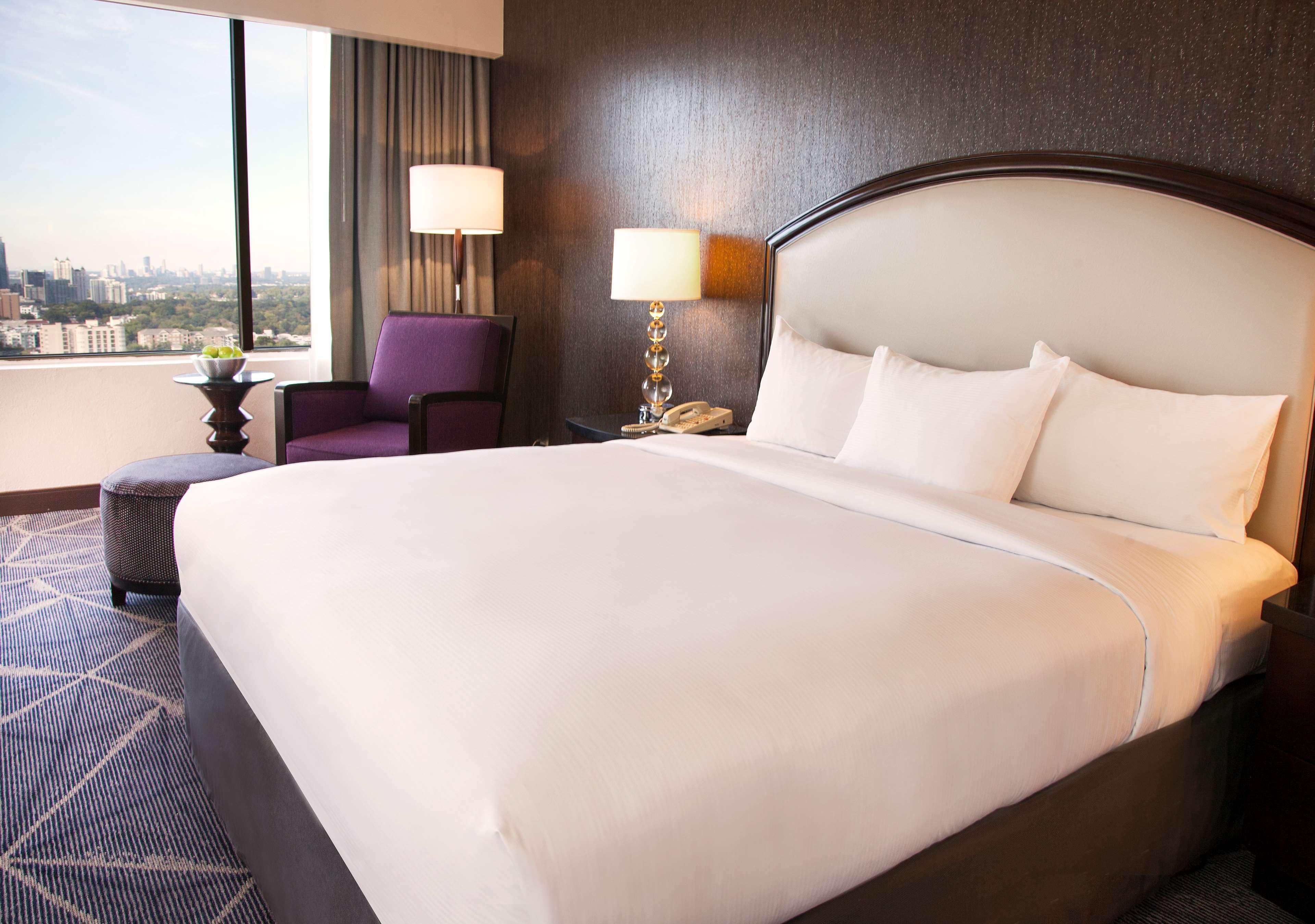 Hilton Atlanta Hotel Екстериор снимка