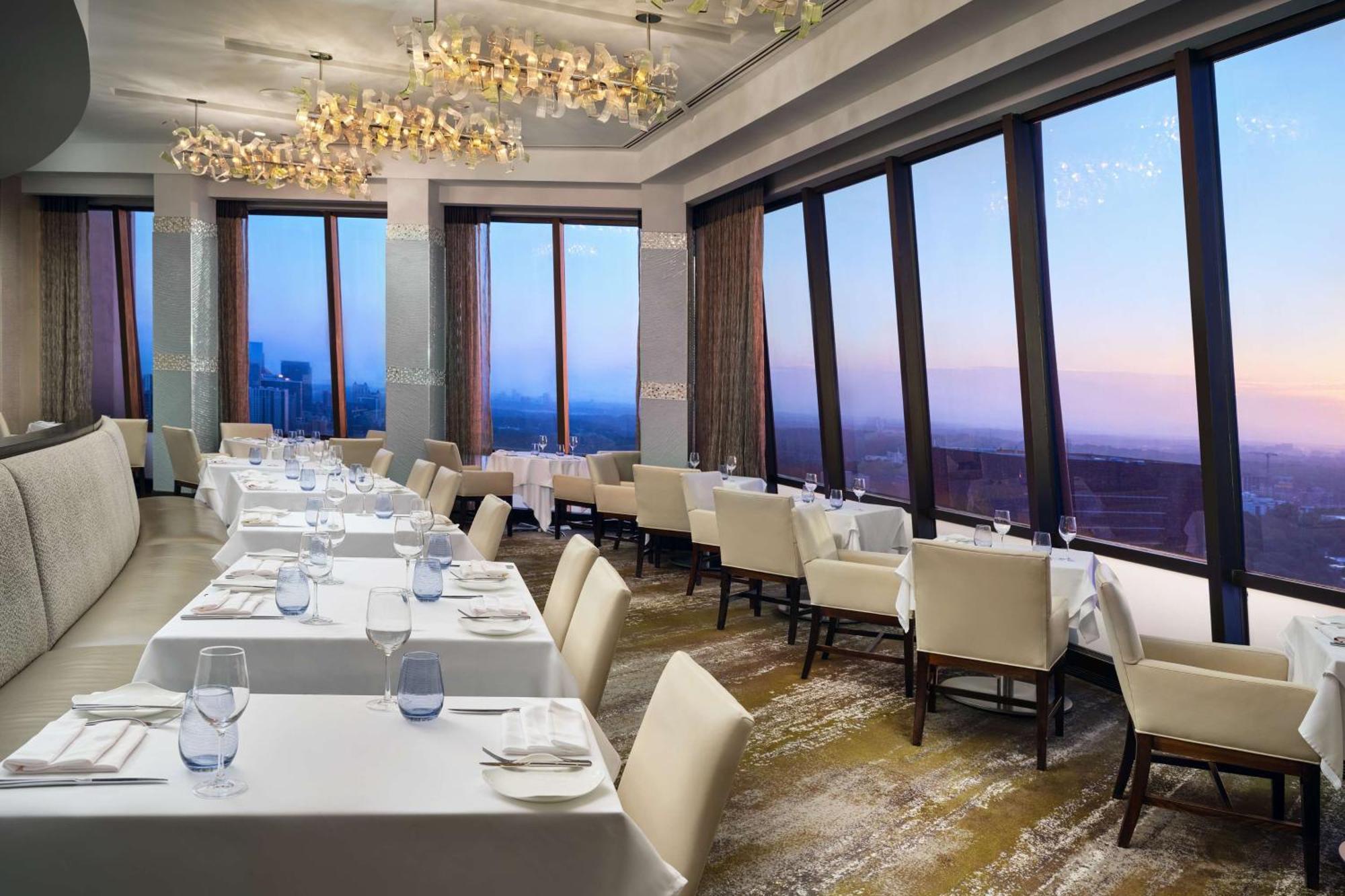 Hilton Atlanta Hotel Екстериор снимка