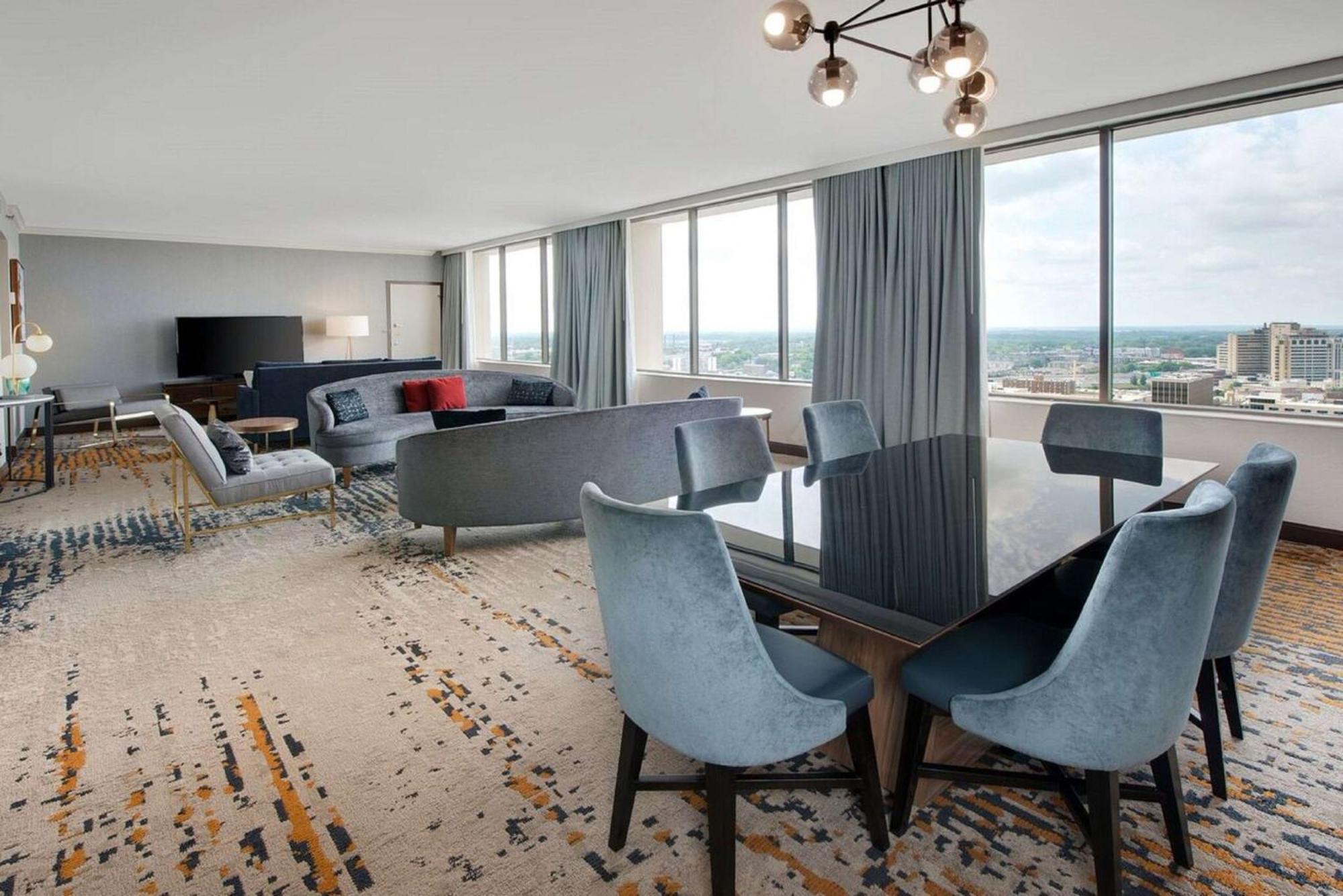 Hilton Atlanta Hotel Екстериор снимка